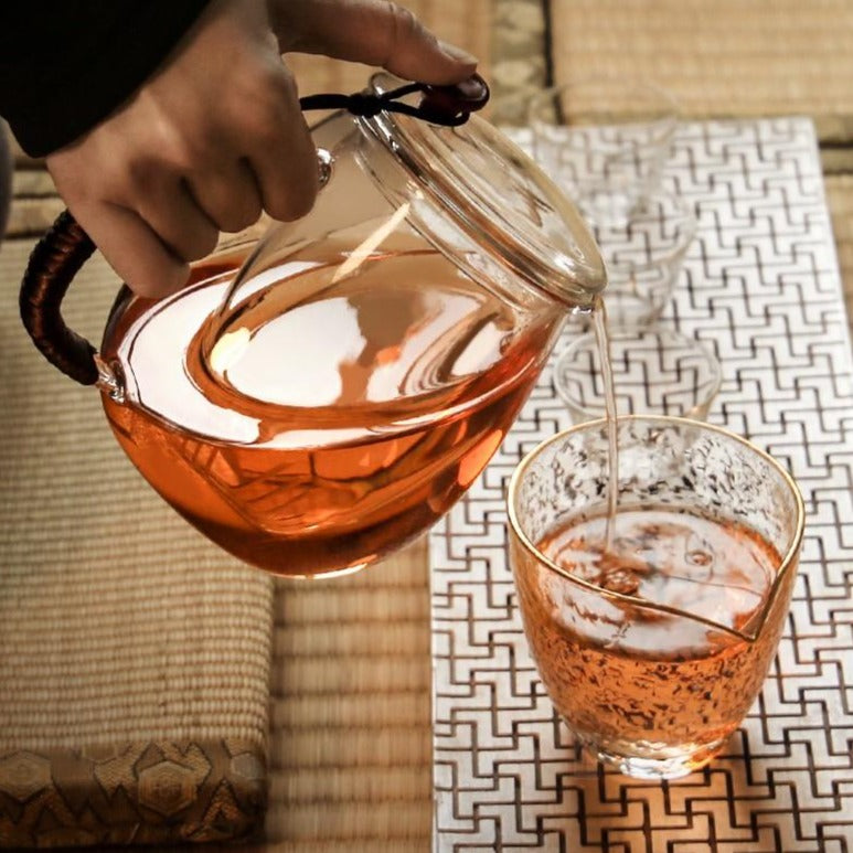 Glass teapot - flowering tea companion
