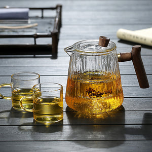 Glacier – glass teapot with wood handle