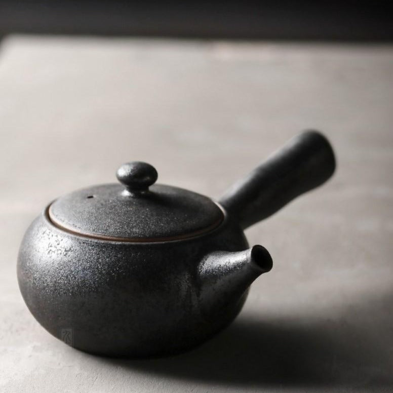 Japanese style Kyusu teapot